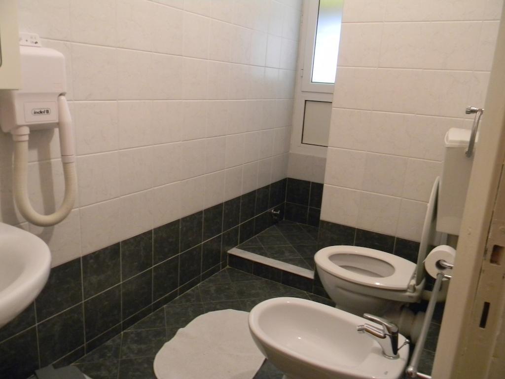Vecchie Mura Varraze Zimmer foto