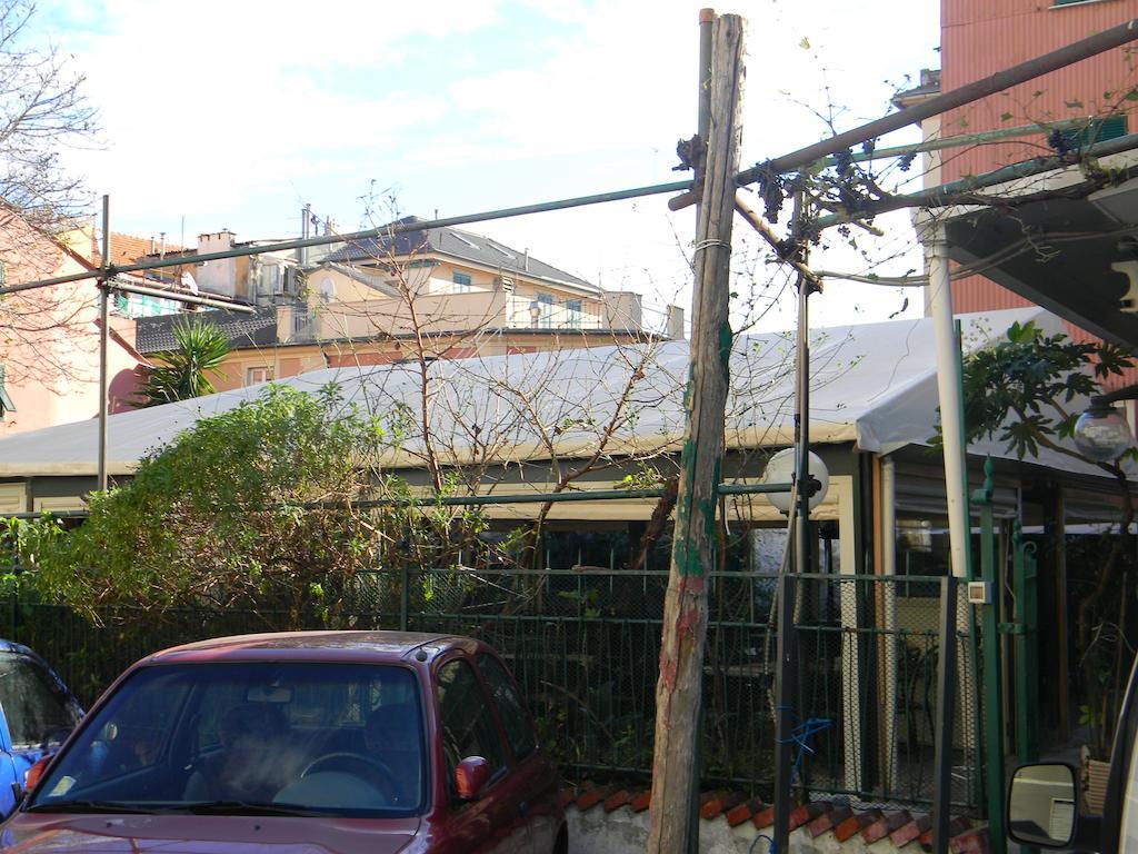 Vecchie Mura Varraze Exterior foto
