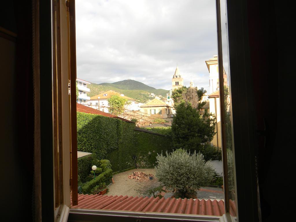 Vecchie Mura Varraze Exterior foto