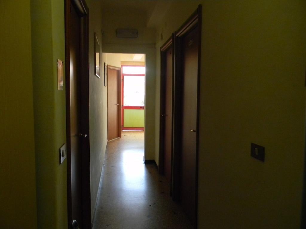 Vecchie Mura Varraze Exterior foto