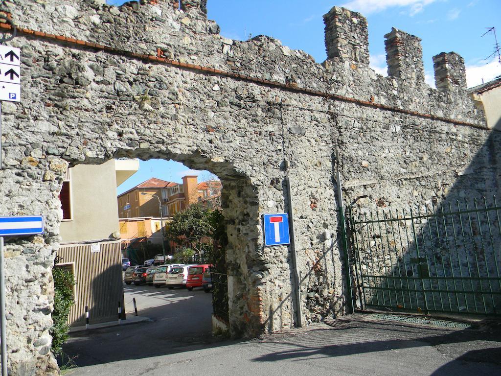 Vecchie Mura Varraze Exterior foto
